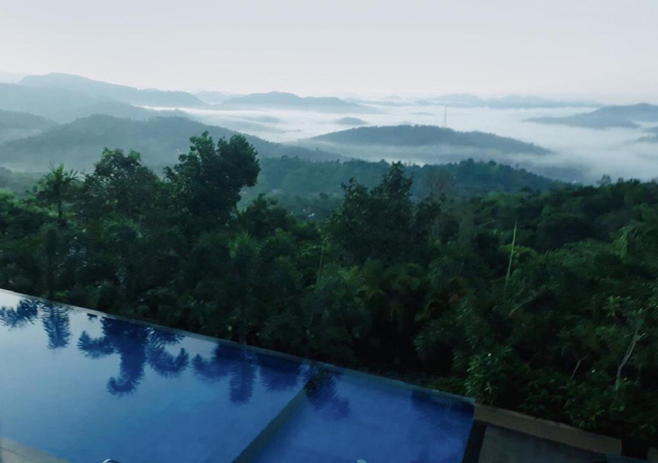 Poetree Sarovar Portico, Thekkady Buitenkant foto